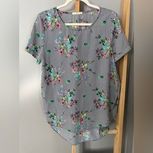 Le Lis Short sleeve High low Blouse - Stripes and Flowers